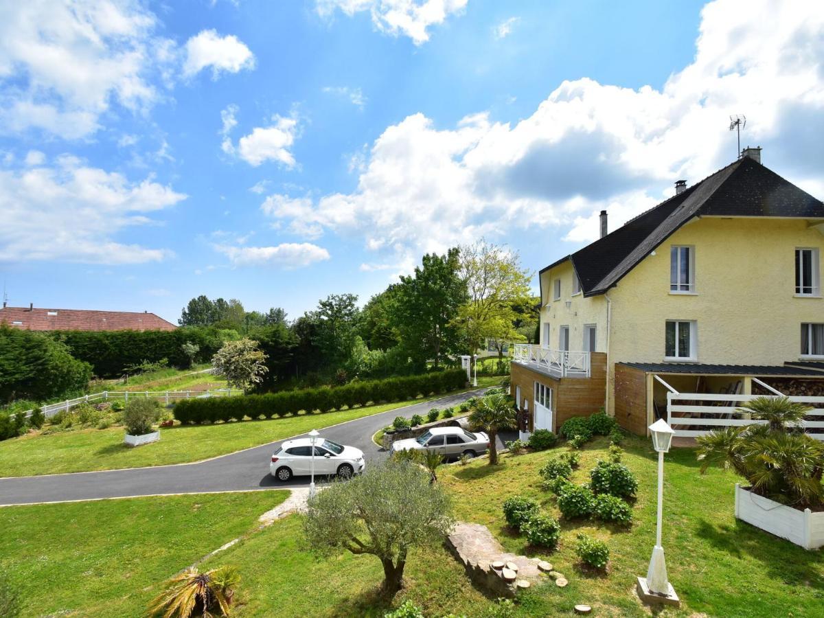 Superb Holiday Home Near The Beach Quineville Room photo