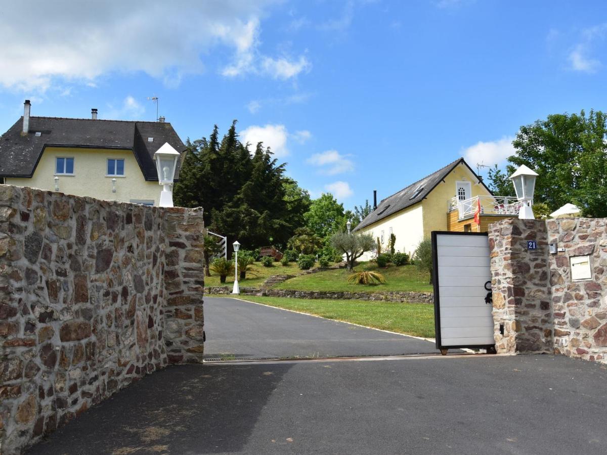 Superb Holiday Home Near The Beach Quineville Exterior photo